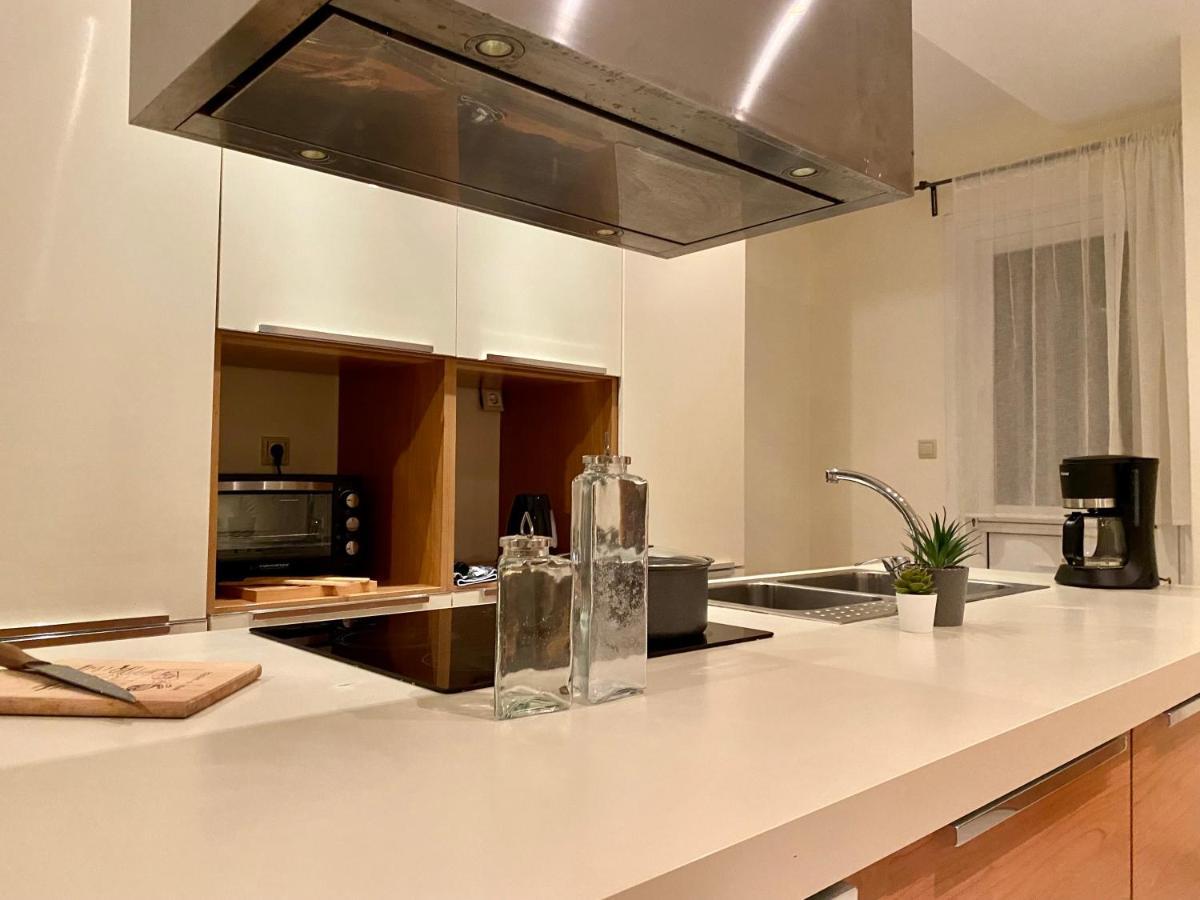 Spacious & Cozy Apartment, With Big Yard, In Kos Cidade de Kos Exterior foto