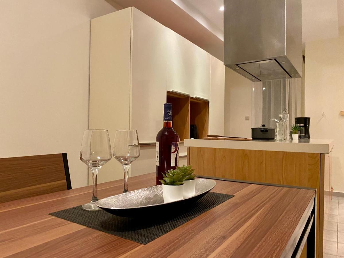 Spacious & Cozy Apartment, With Big Yard, In Kos Cidade de Kos Exterior foto