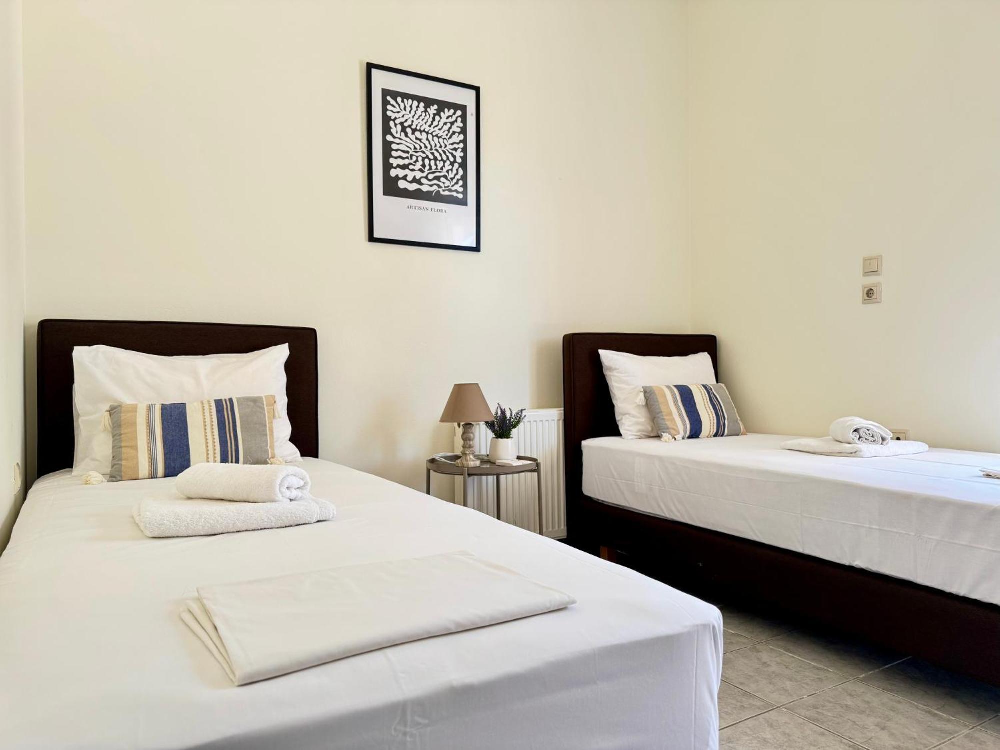 Spacious & Cozy Apartment, With Big Yard, In Kos Cidade de Kos Exterior foto