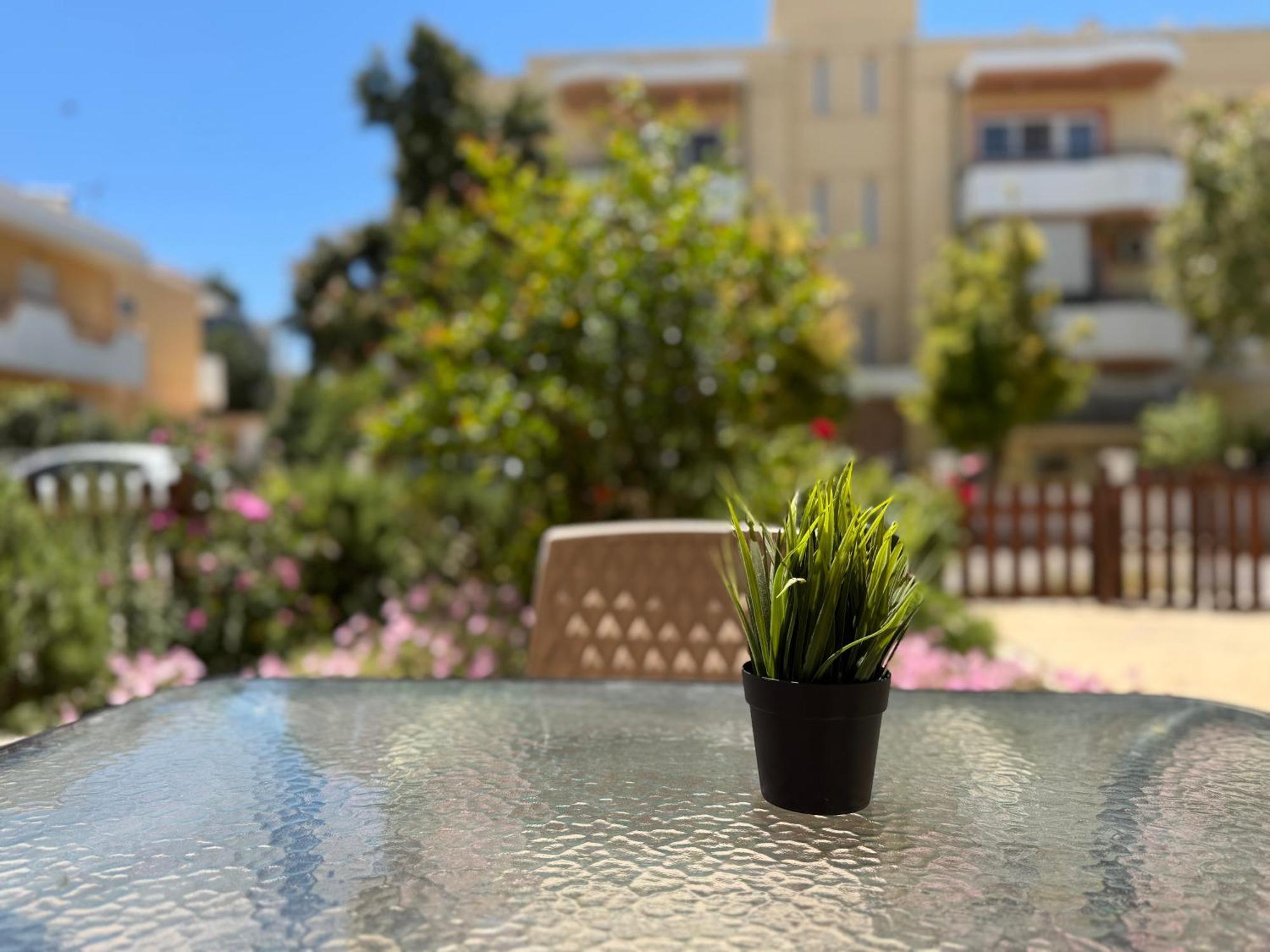 Spacious & Cozy Apartment, With Big Yard, In Kos Cidade de Kos Exterior foto