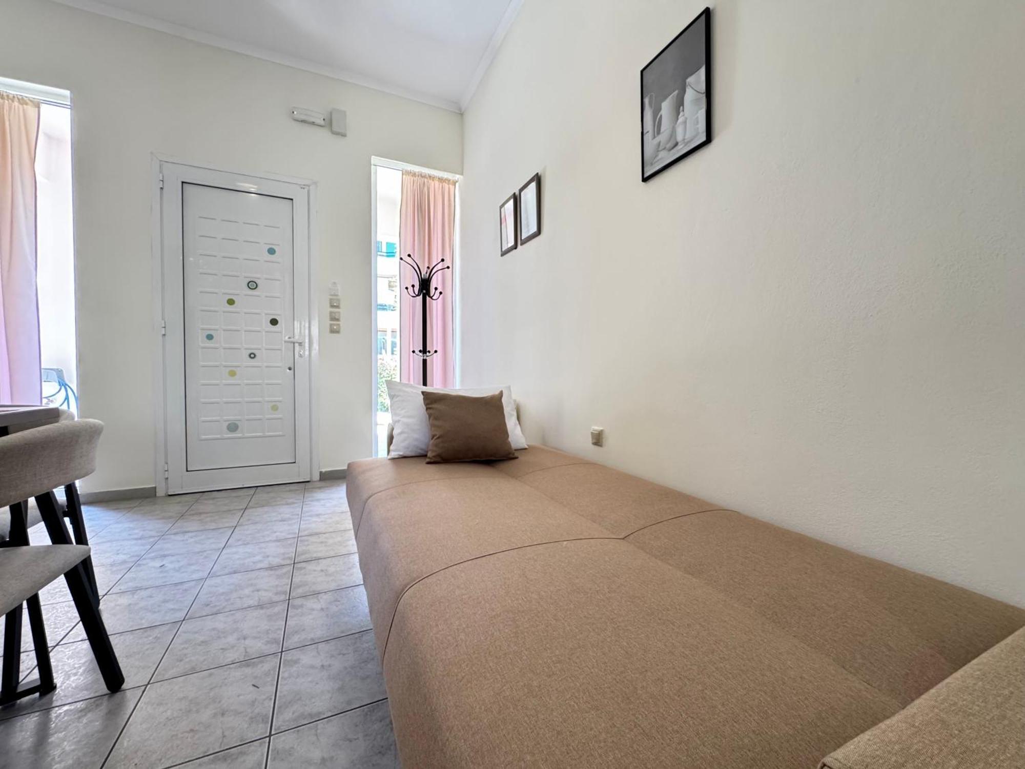Spacious & Cozy Apartment, With Big Yard, In Kos Cidade de Kos Exterior foto