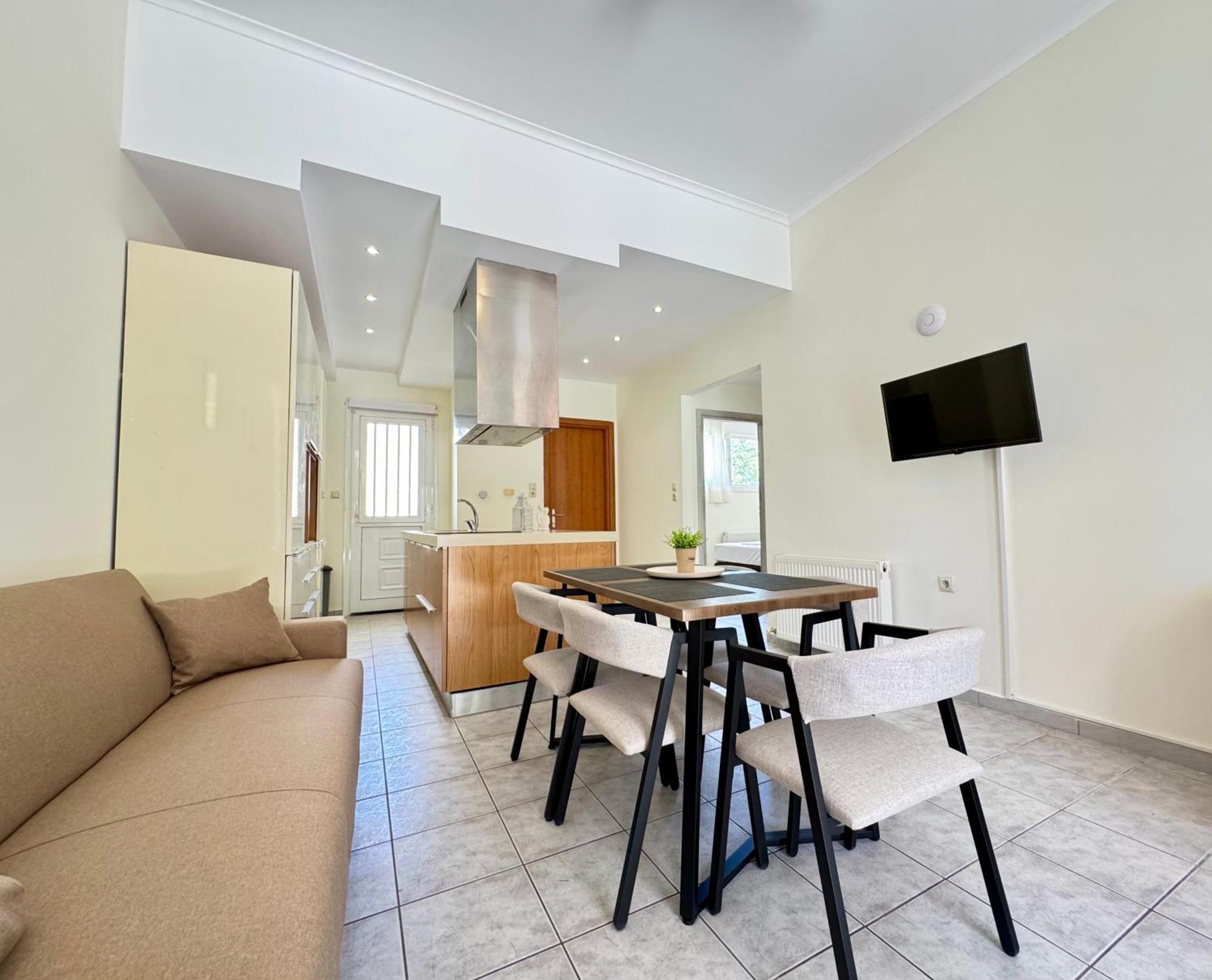 Spacious & Cozy Apartment, With Big Yard, In Kos Cidade de Kos Exterior foto